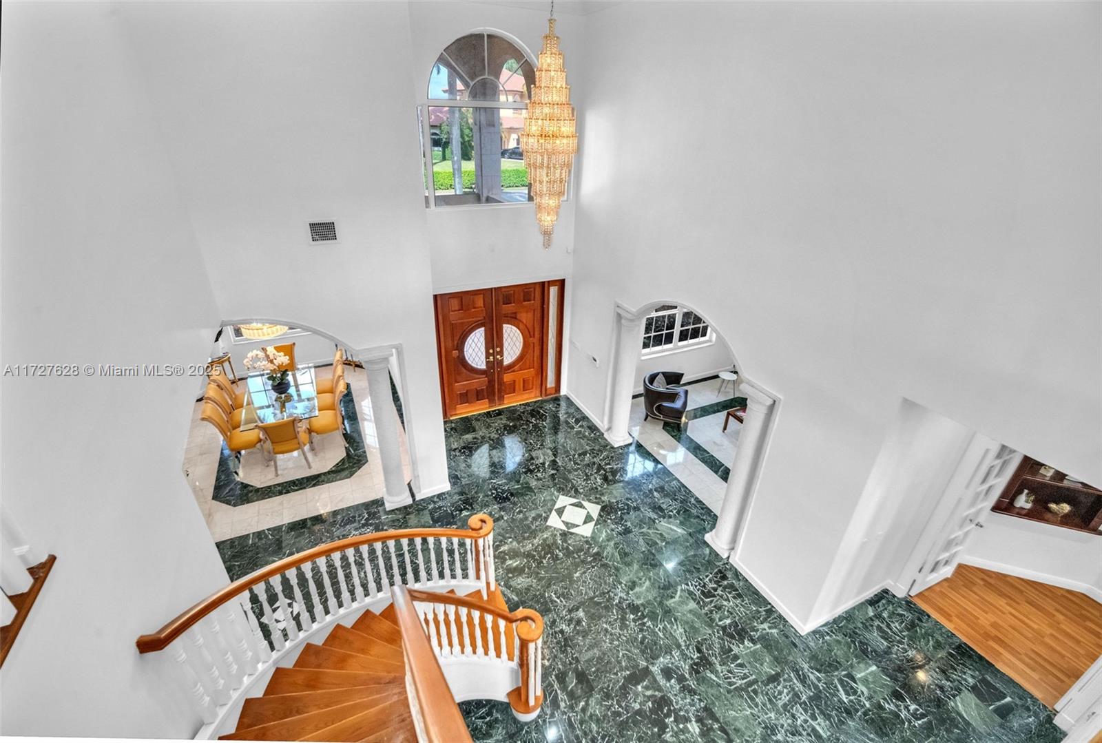 WINDMILL LAKE ESTATES - Residential