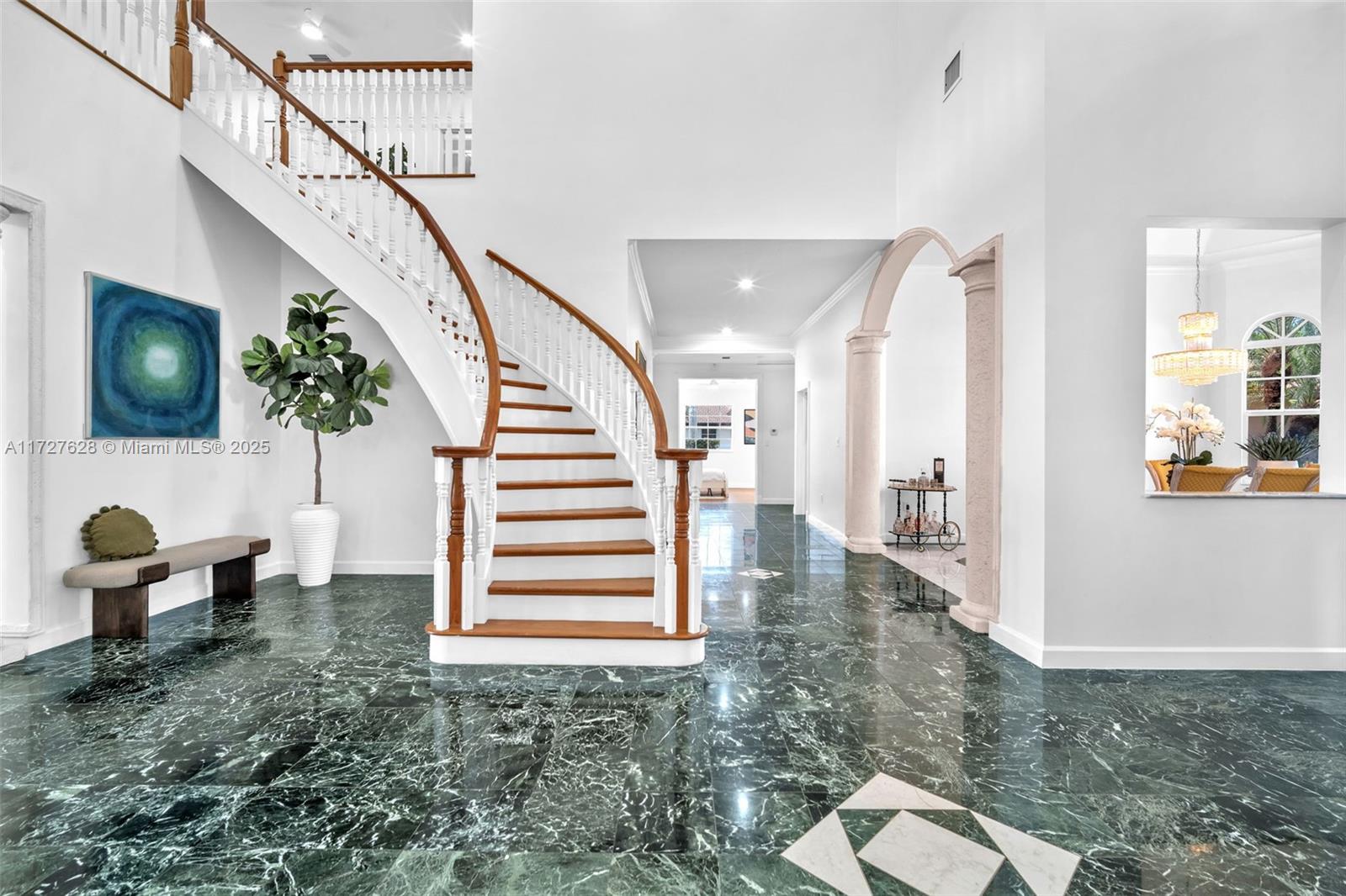 WINDMILL LAKE ESTATES - Residential