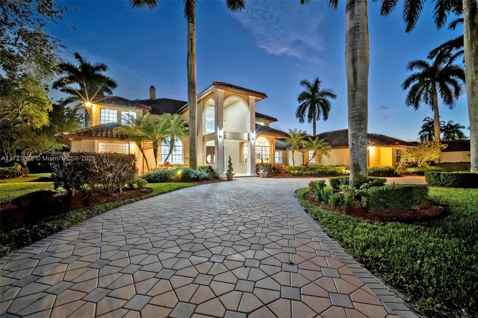 WINDMILL LAKE ESTATES - Residential