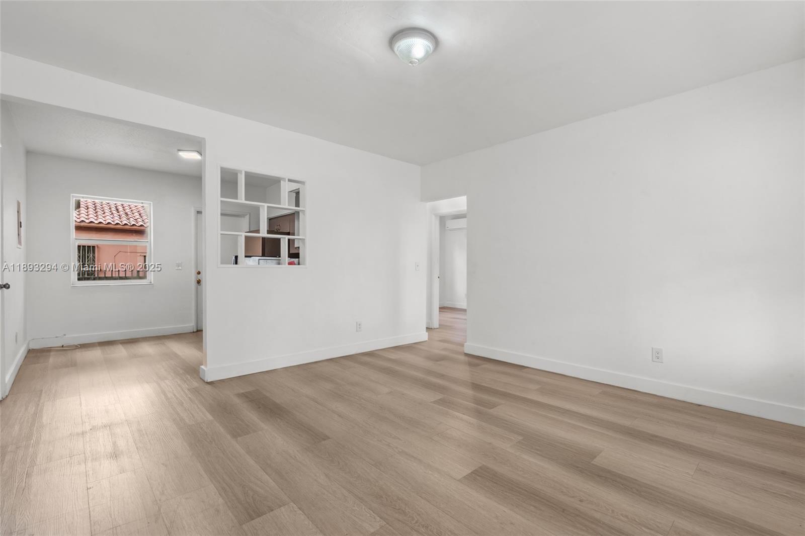 NO MIAMI EST SEC 3 - Residential Lease