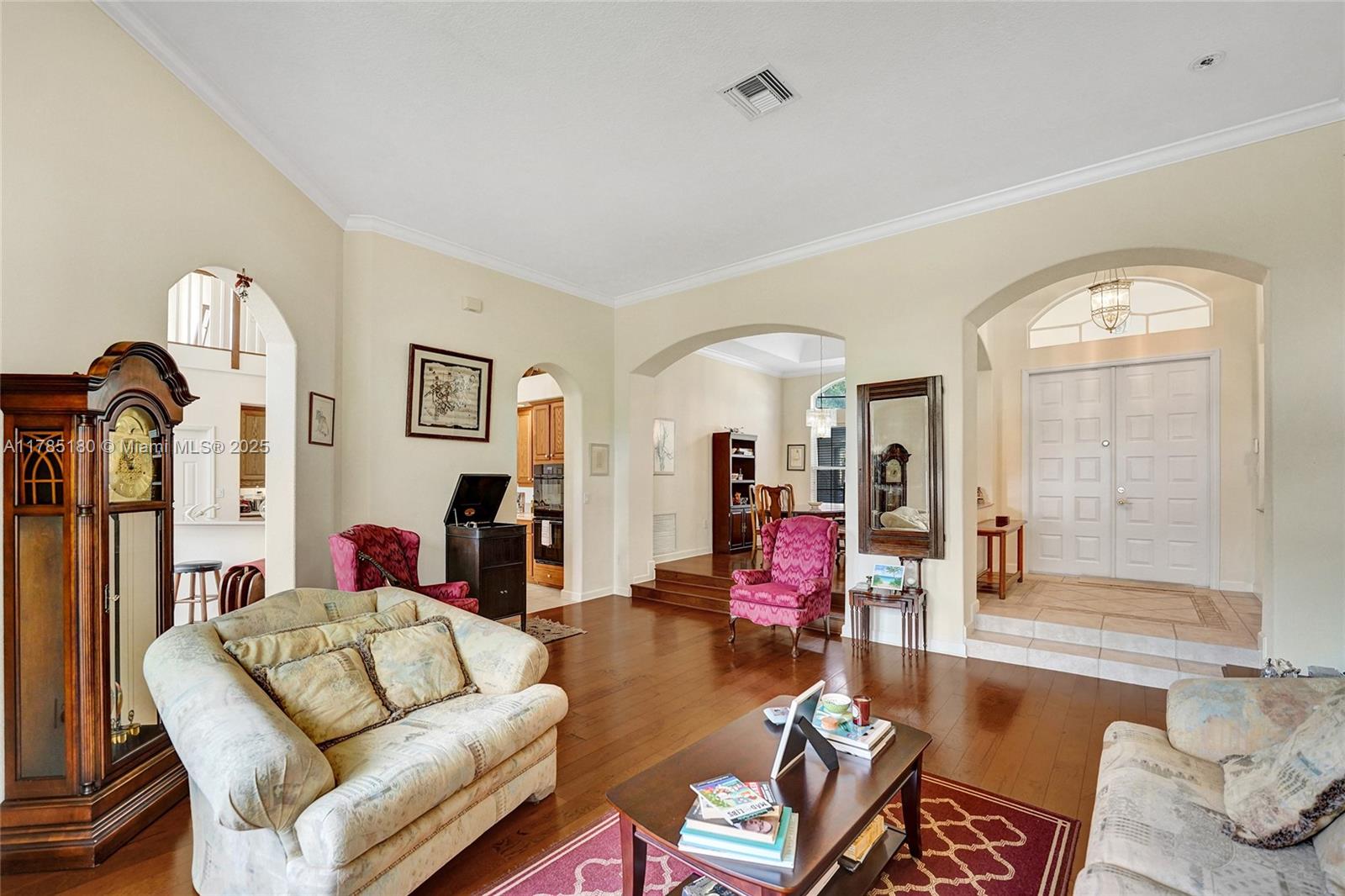 PEMBROKE ISLES III - Residential