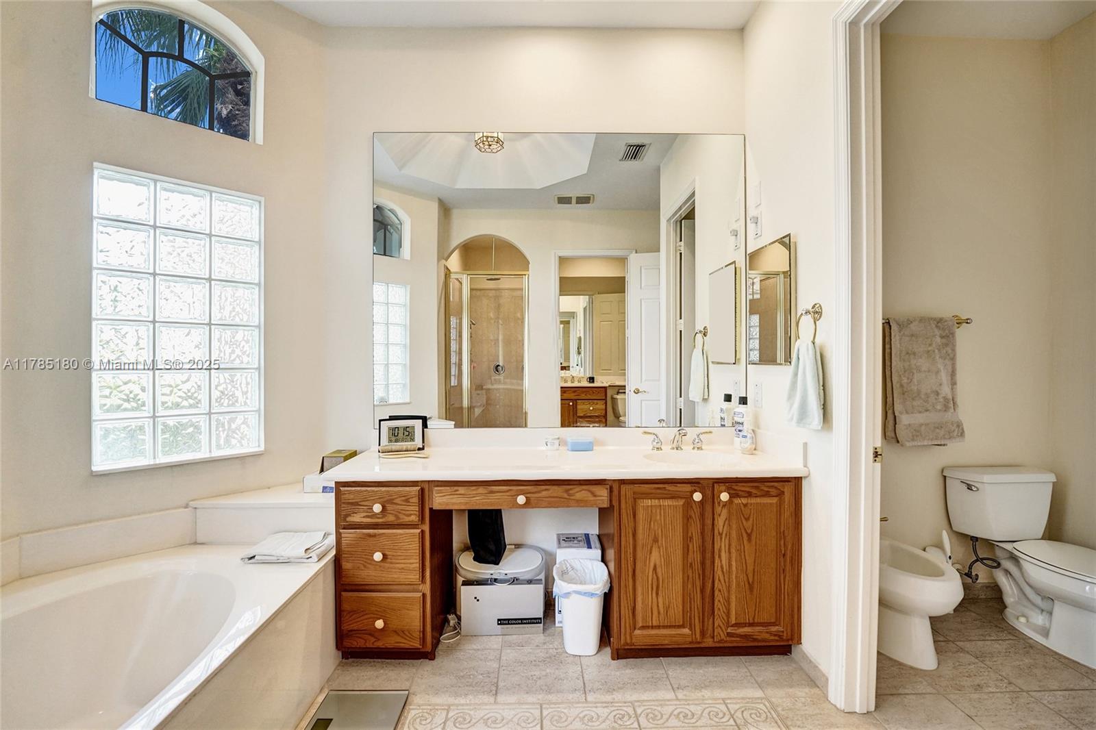 PEMBROKE ISLES III - Residential