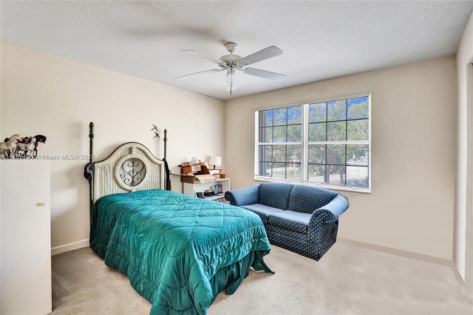 PEMBROKE ISLES III - Residential