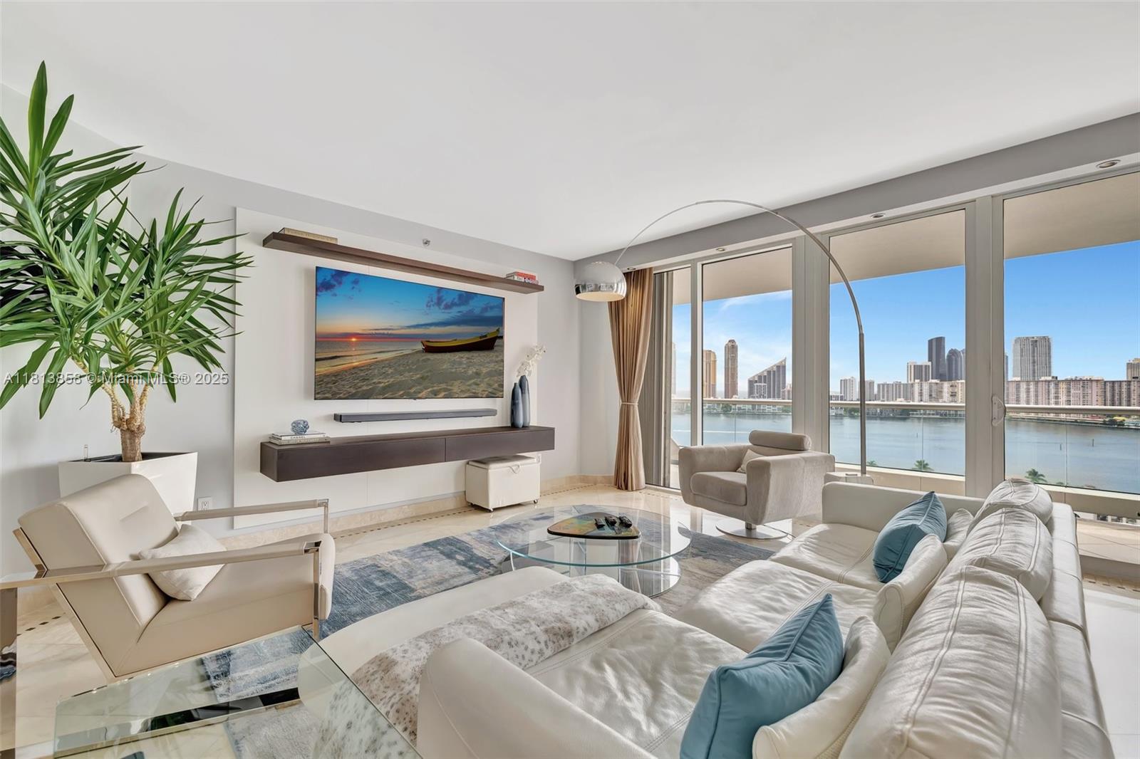 7000 Island Blvd 1701, Aventura, Miami-Dade County, Florida - 2 Bedrooms  
3 Bathrooms - 