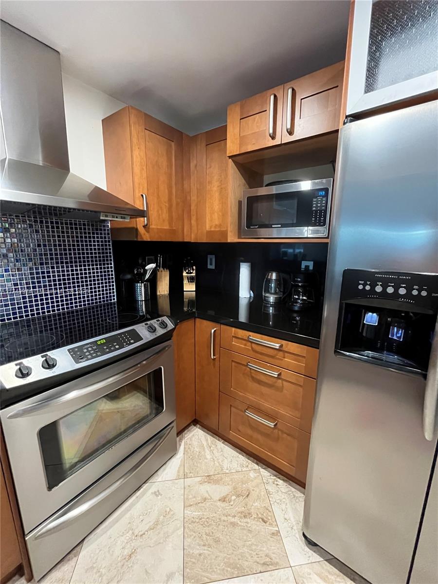 RONEY PALACE CONDO - Residential