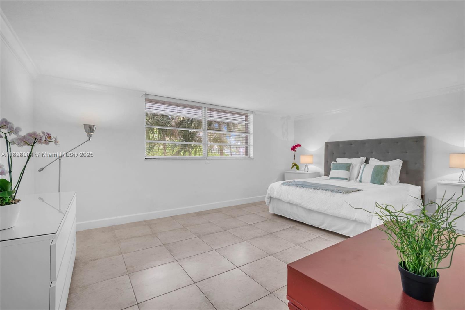 SANDS OF KEY BISCAYNE CON - Residential Lease