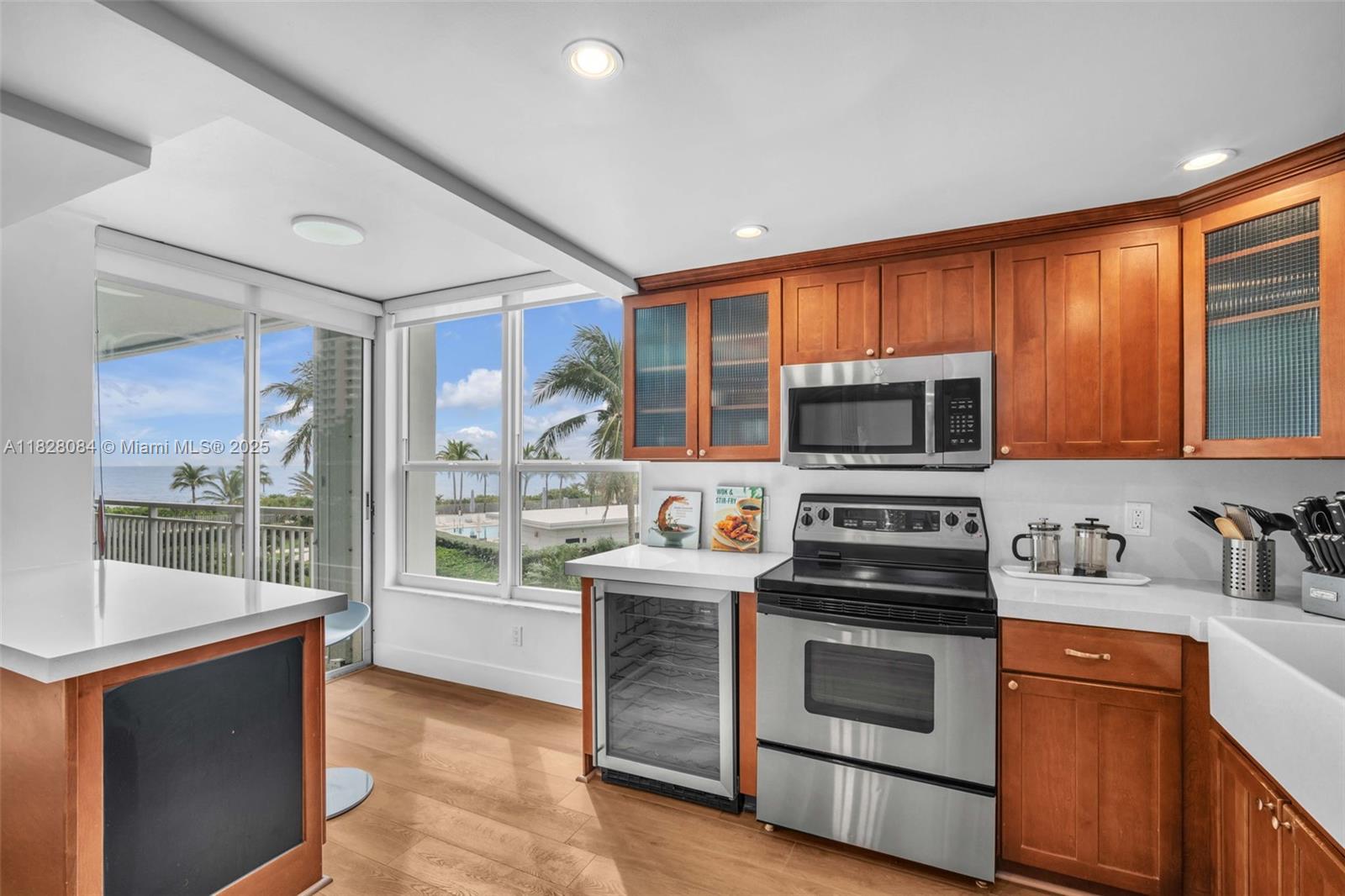 SANDS OF KEY BISCAYNE CON - Residential Lease