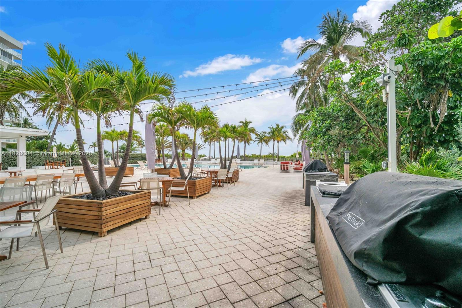 SANDS OF KEY BISCAYNE CON - Residential Lease