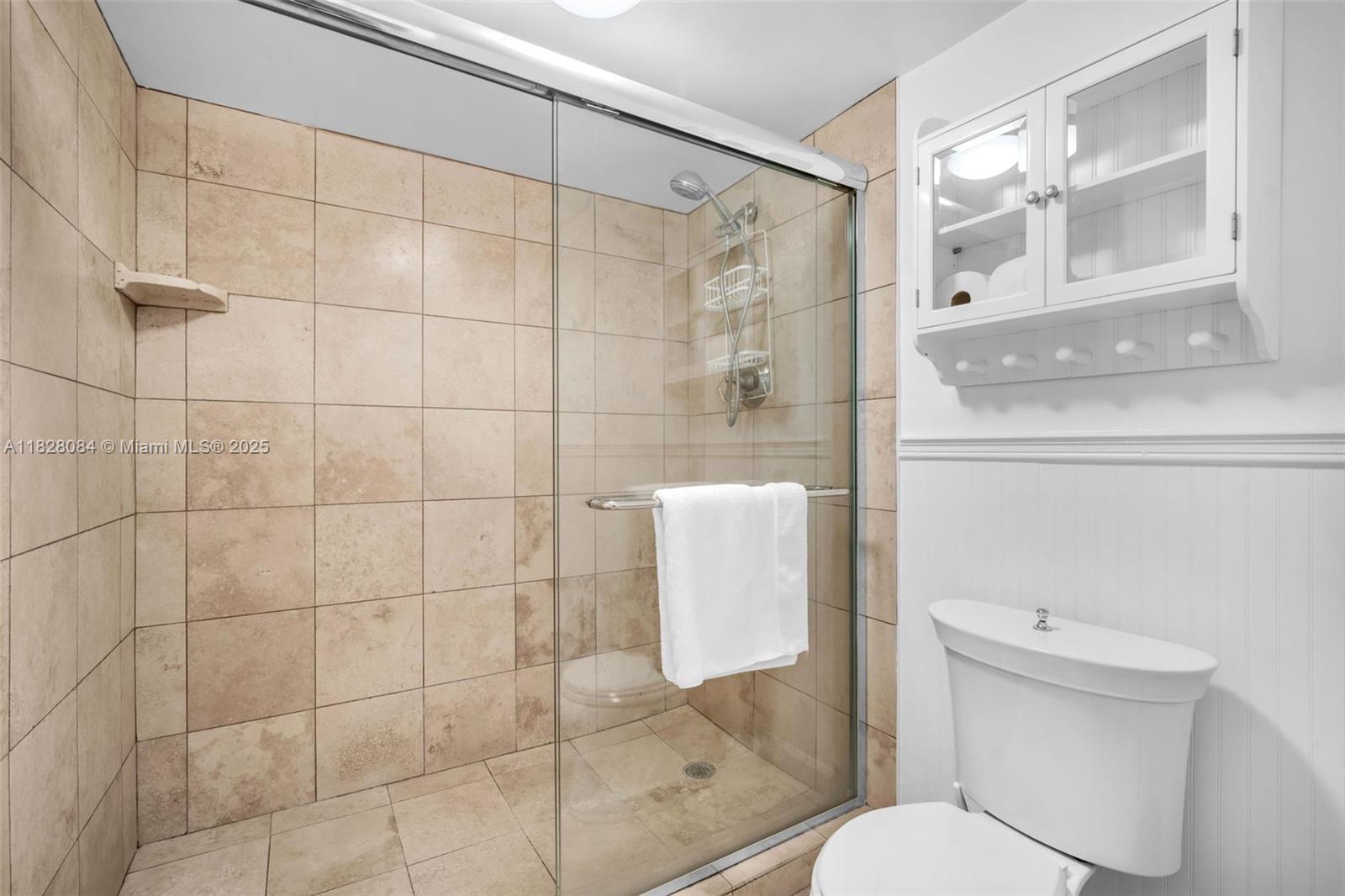 SANDS OF KEY BISCAYNE CON - Residential Lease