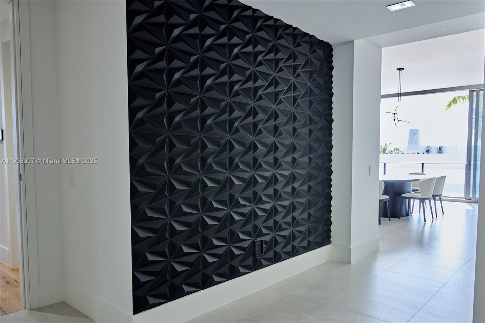 160 Isle Of Venice Dr 401