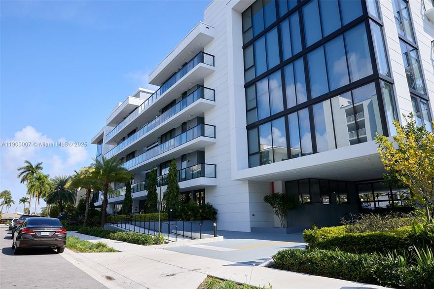 Elegant and spacious 3BR/3.5BA  furnished waterfront condo with private elevator entry and nearly 3,000 sq. ft. of luxury living. Floor-to-ceiling windows showcase sweeping water and distant ocean views, while the expansive wrap around terrace is ideal for relaxing or entertaining. Features include a modern chef’s kitchen, custom designer updates, and open living areas. Located in a boutique building with only 16 exclusive residences. Enjoy walkability to Las Olas dining, shopping, and nightlife, plus minutes to Fort Lauderdale Beach. Explore scenic waterways via the nearby water taxi. Flexible lease with option to own makes this an exceptional opportunity for seasonal or long-term living. Minimum lease term 6 months.