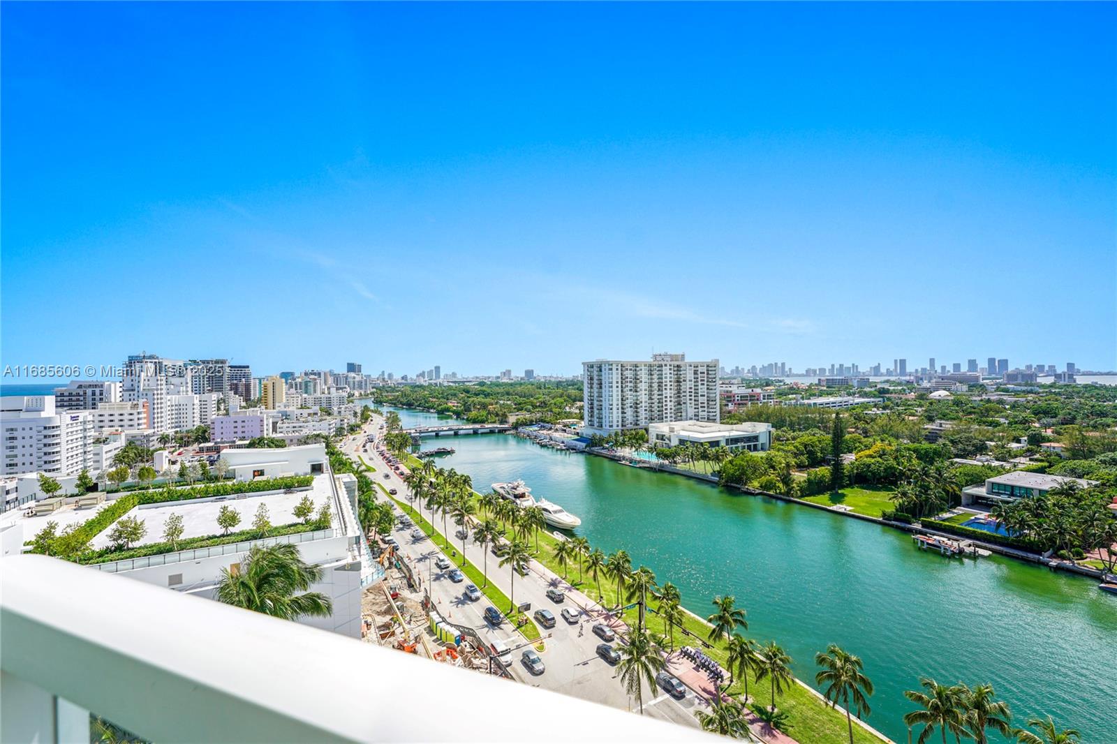 Fontainebleau II Tresor - Residential