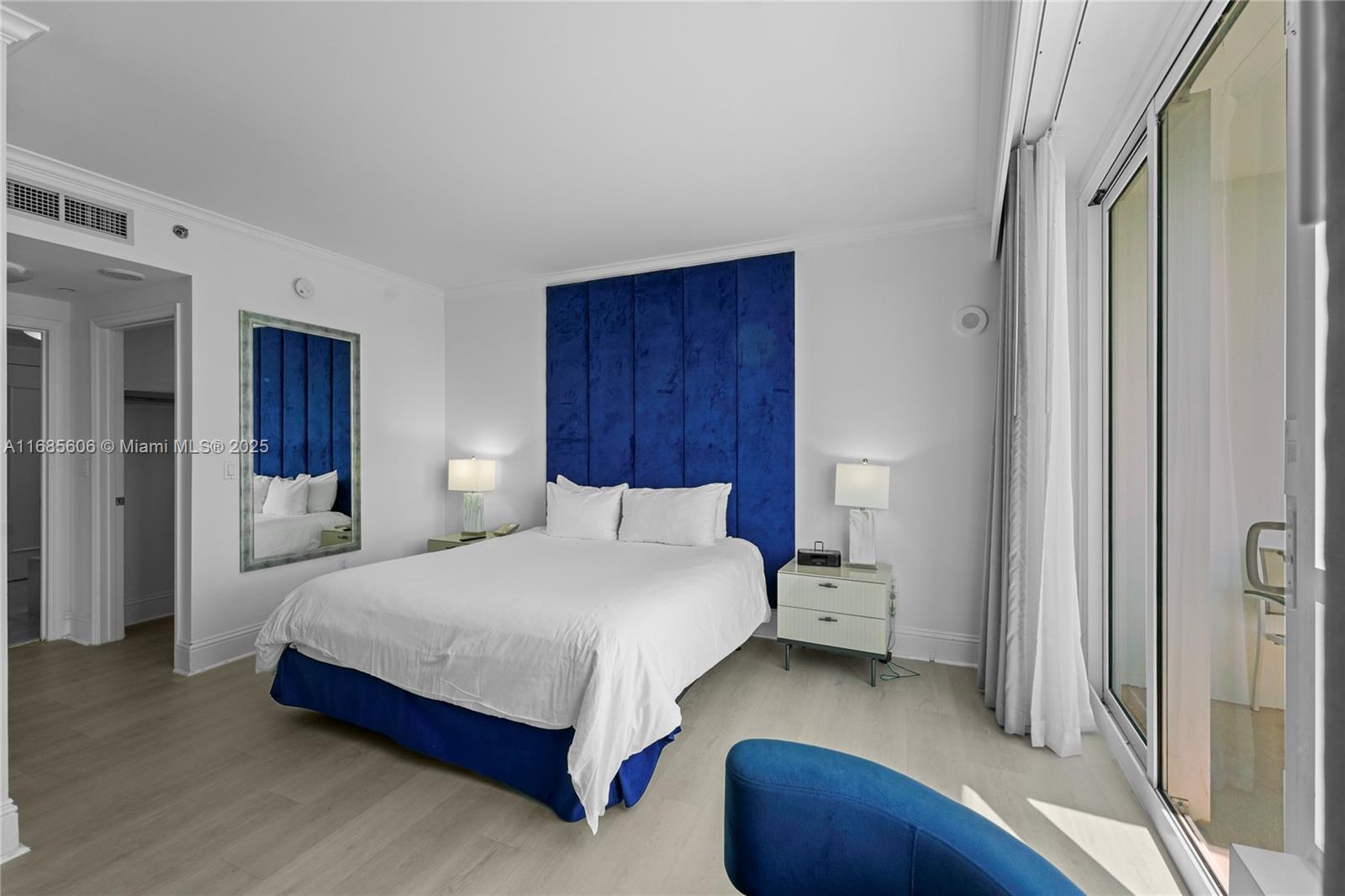 Fontainebleau II Tresor - Residential