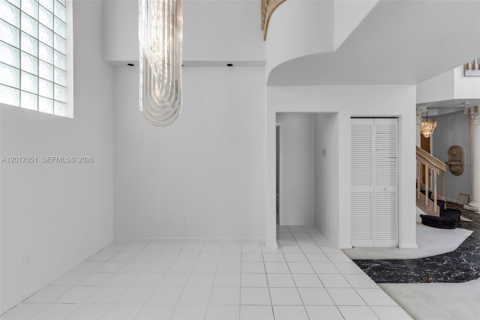 SILVER LAKES SEC 1 - Residential