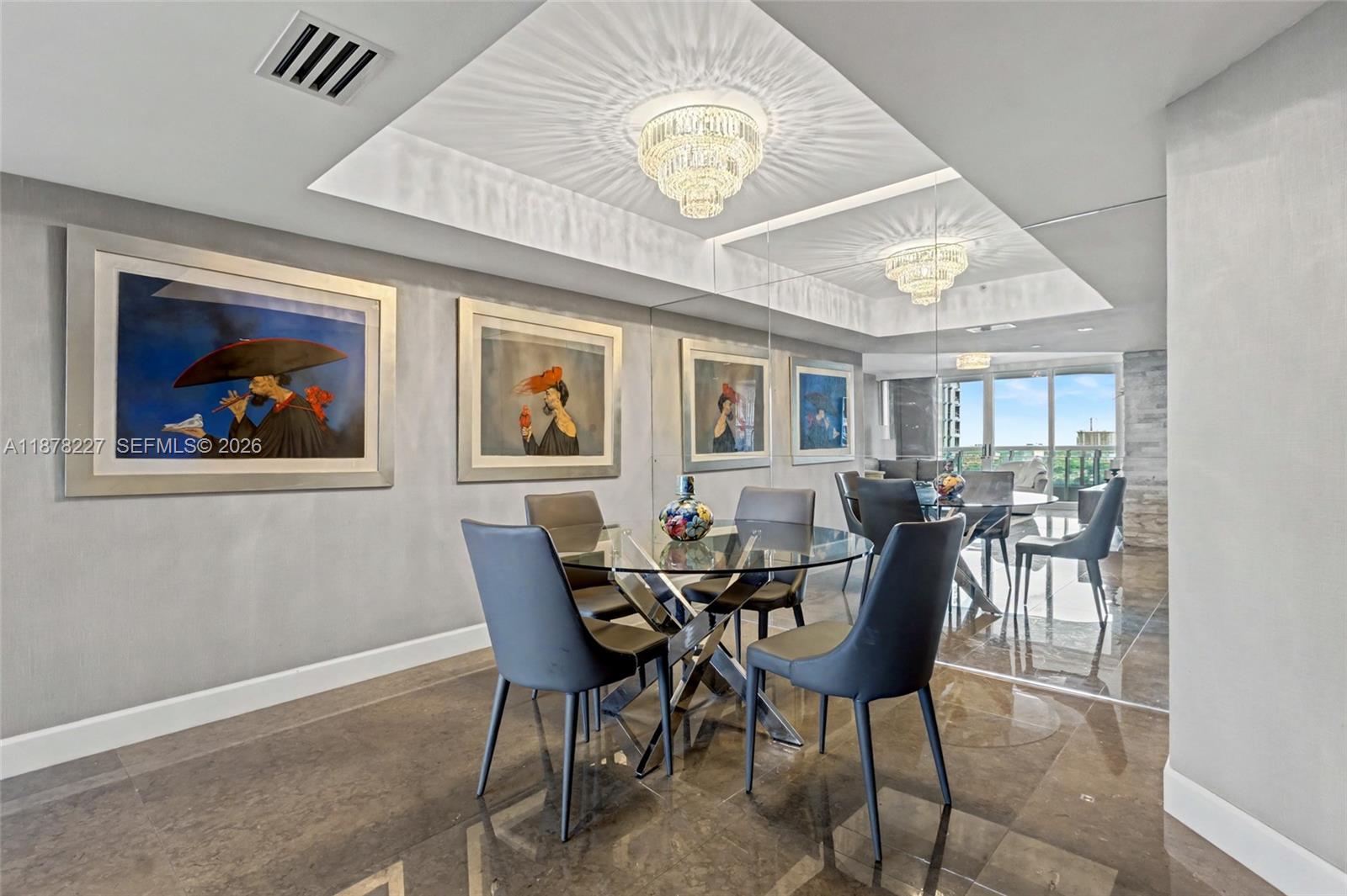 SOUTH TOWER AT THE POINT - Residential