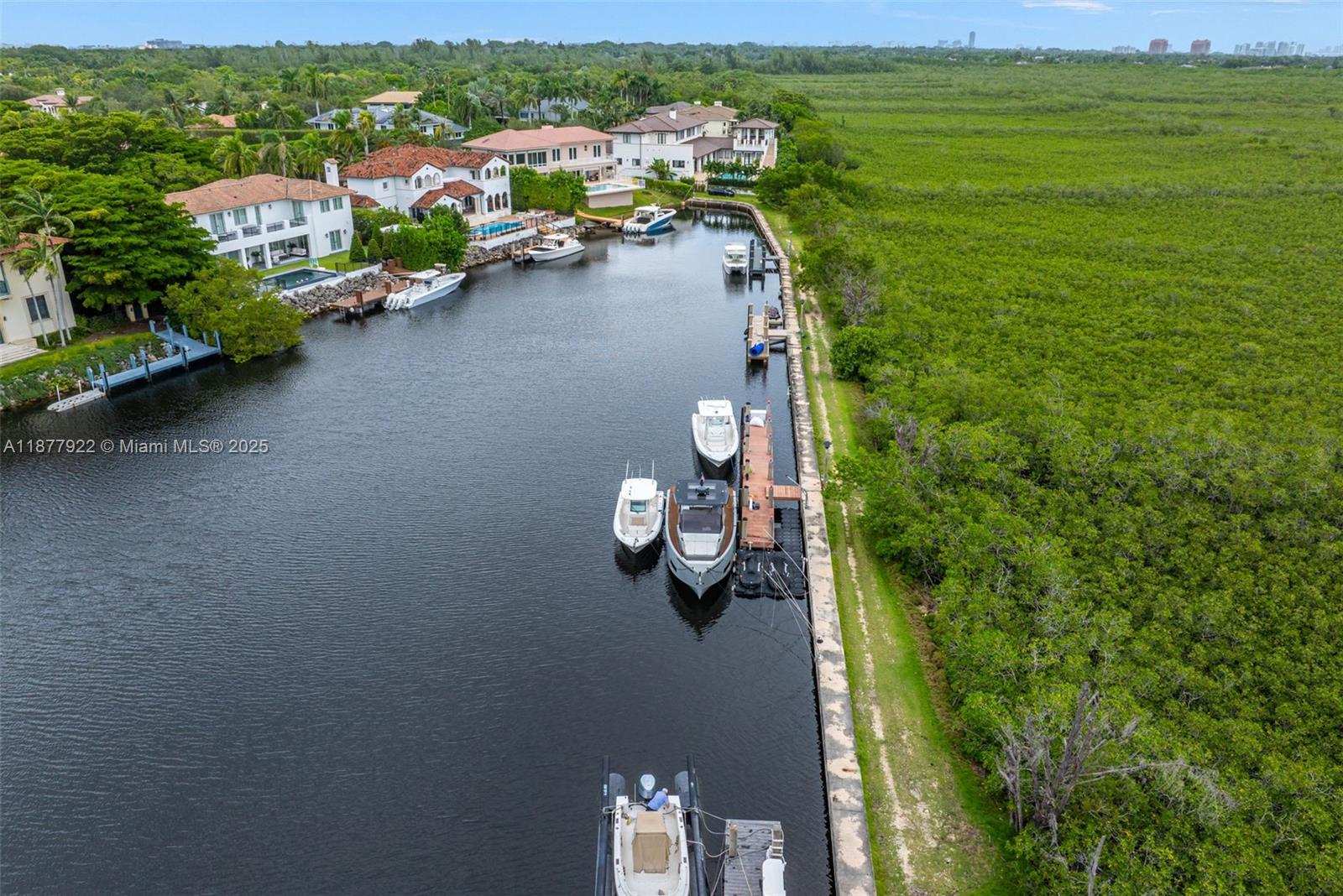 HAMMOCK OAKS HARBOR SEC 3 - Residential
