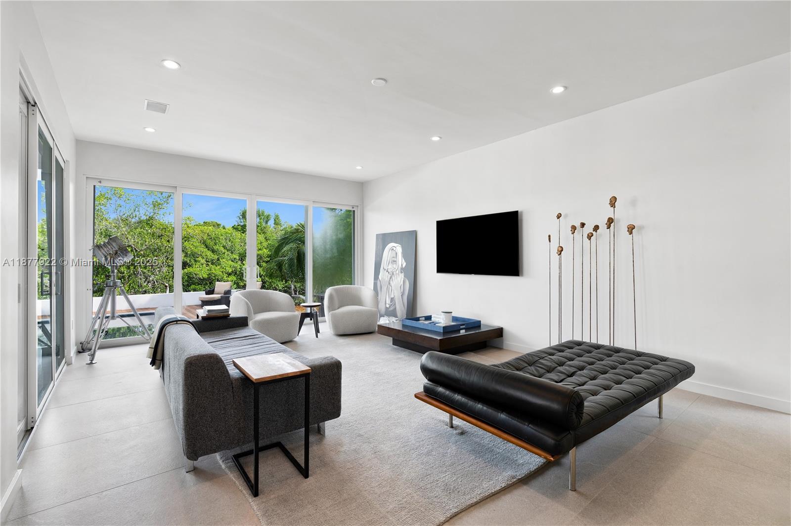 HAMMOCK OAKS HARBOR SEC 3 - Residential