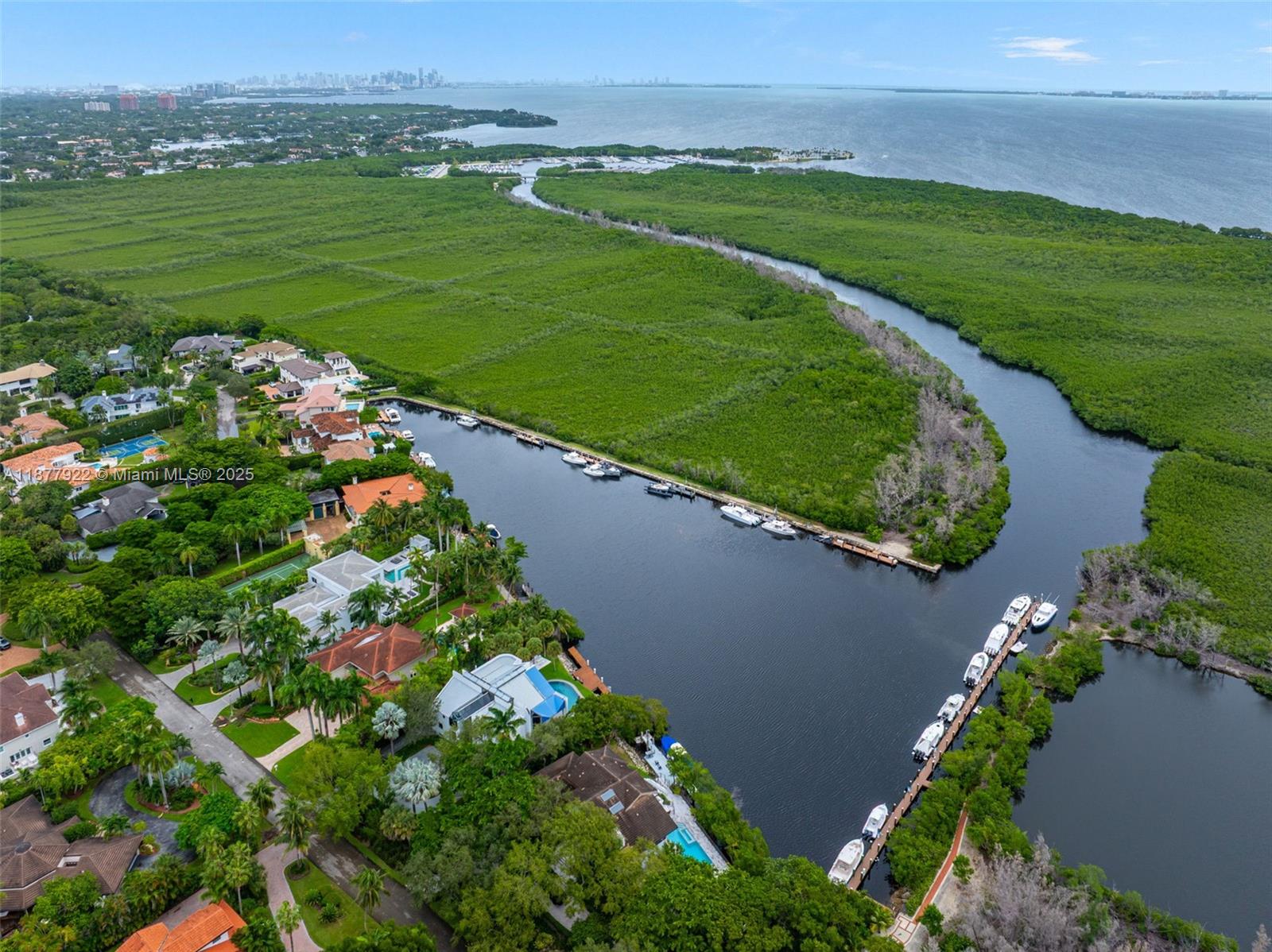 HAMMOCK OAKS HARBOR SEC 3 - Residential