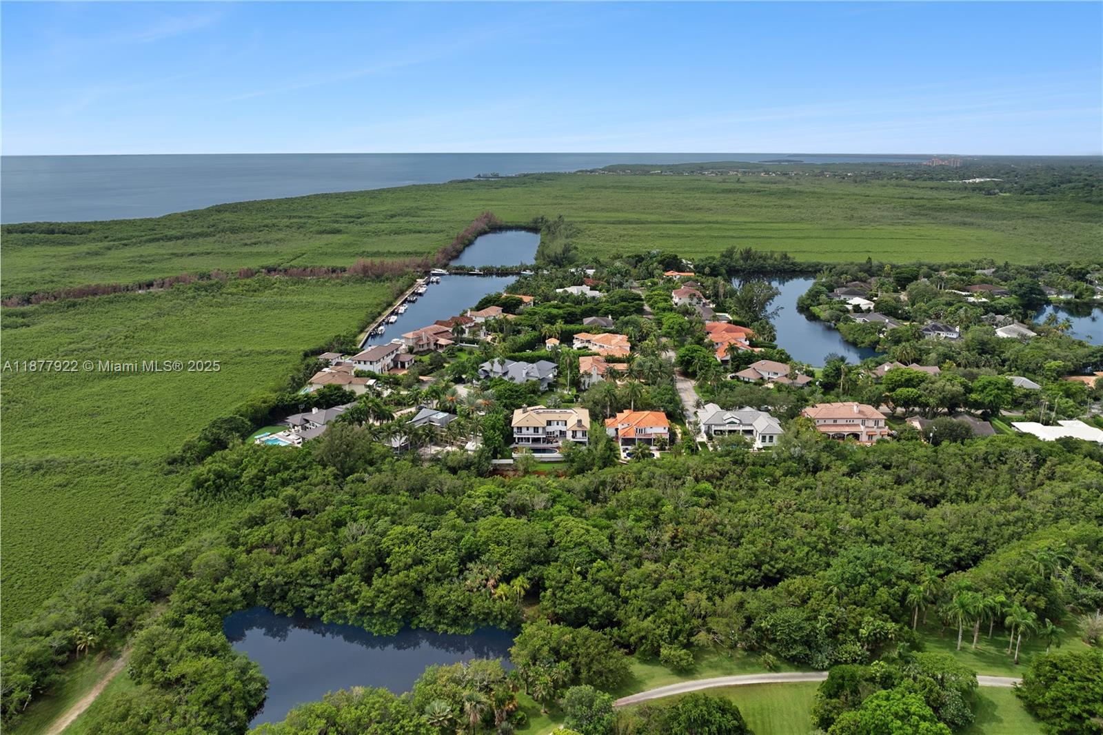 HAMMOCK OAKS HARBOR SEC 3 - Residential