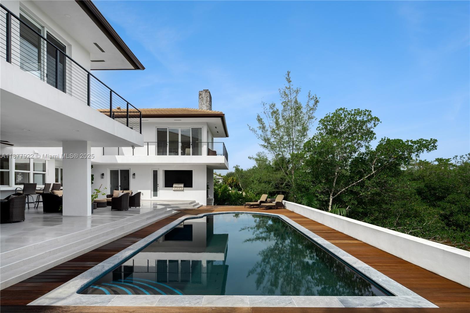 HAMMOCK OAKS HARBOR SEC 3 - Residential