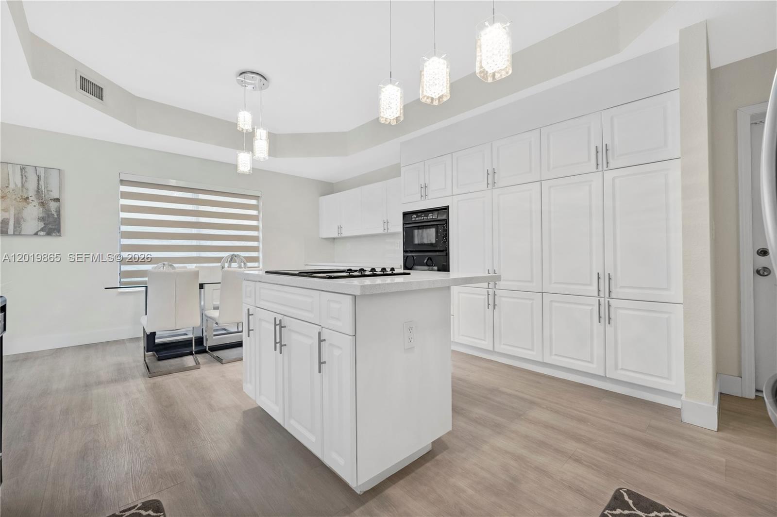 SILVERCREST LAKE ESTATES - Residential