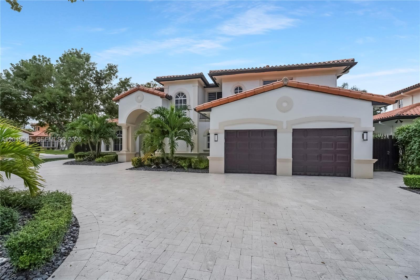 SILVERCREST LAKE ESTATES - Residential