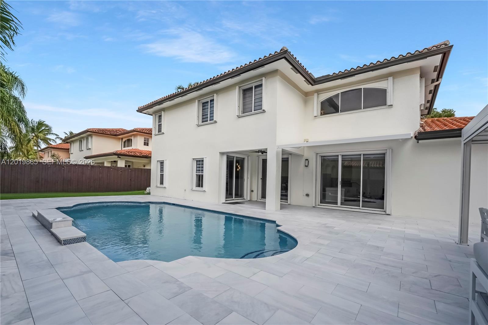 SILVERCREST LAKE ESTATES - Residential