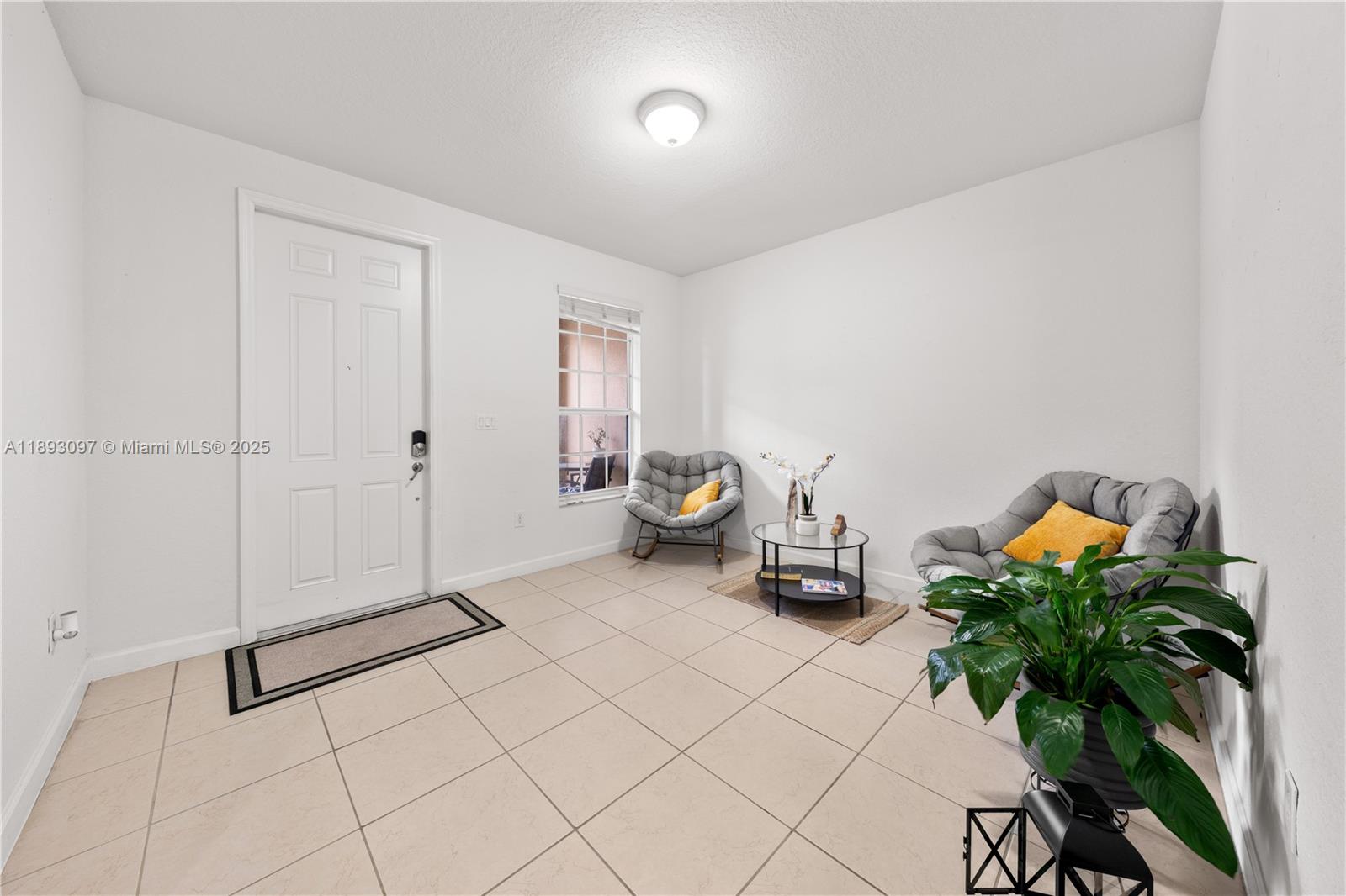 KENDALL COMMONS RESIDENTI - Residential