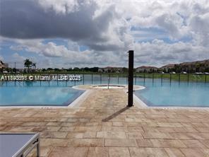KENDALL COMMONS RESIDENTI - Residential