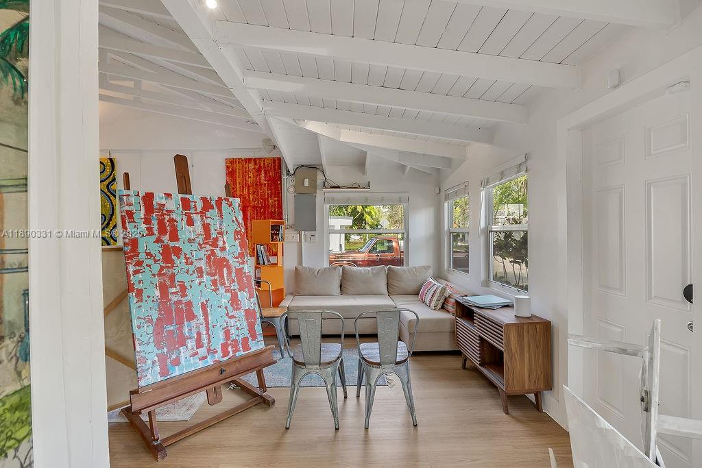 MAC FARLANE HOMESTEAD - Residential Lease