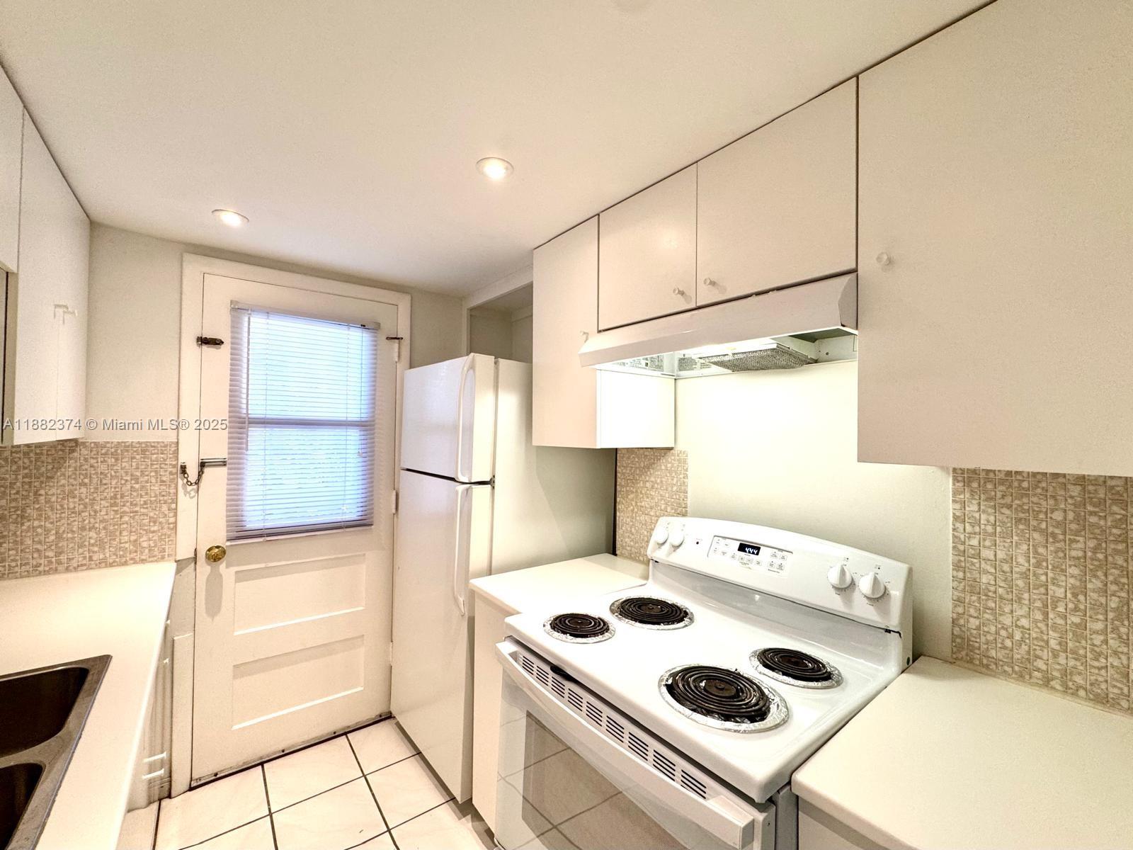 1475 TERRA TOWERS CONDO - Residential