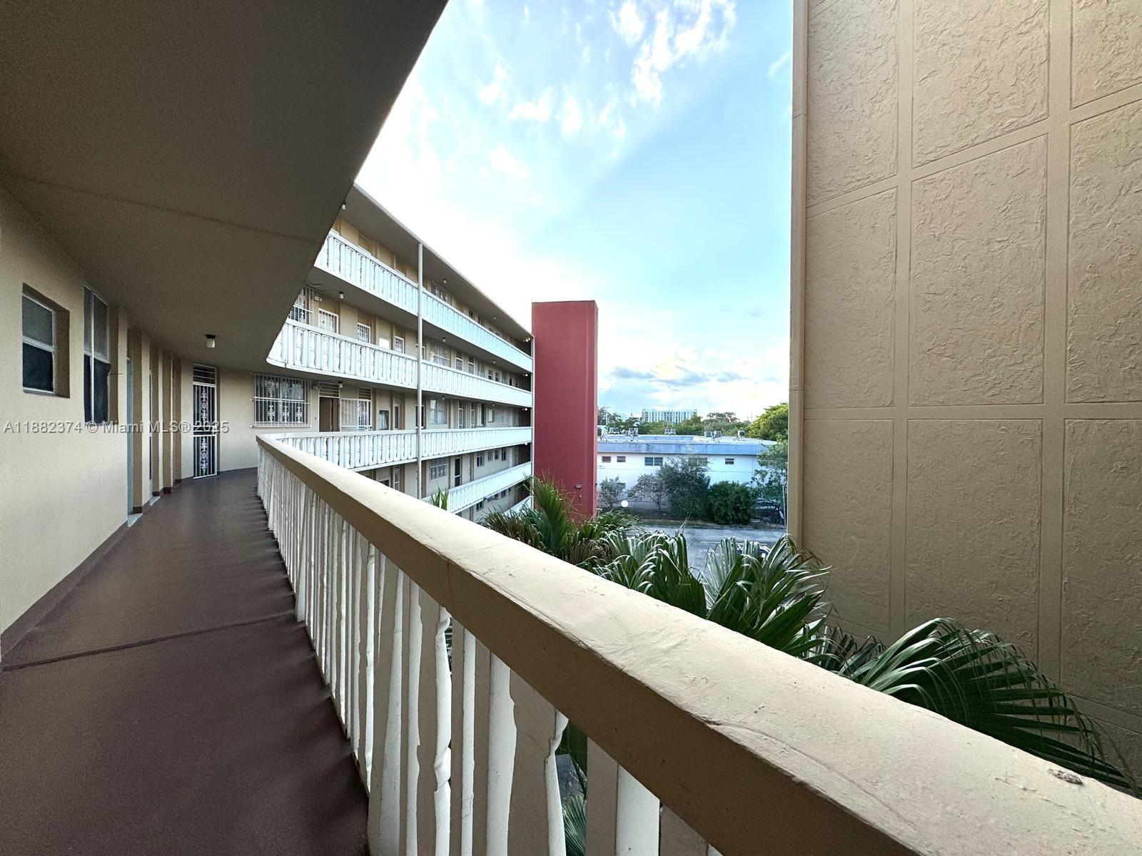 1475 TERRA TOWERS CONDO - Residential