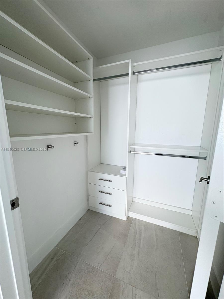 BISCAYNE BEACH CONDO - Residential Lease