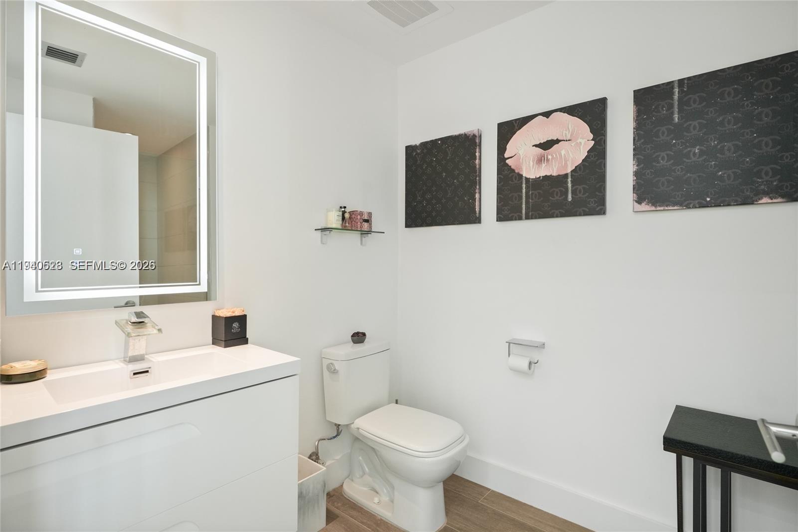 BISCAYNE BEACH CONDO - Residential Lease