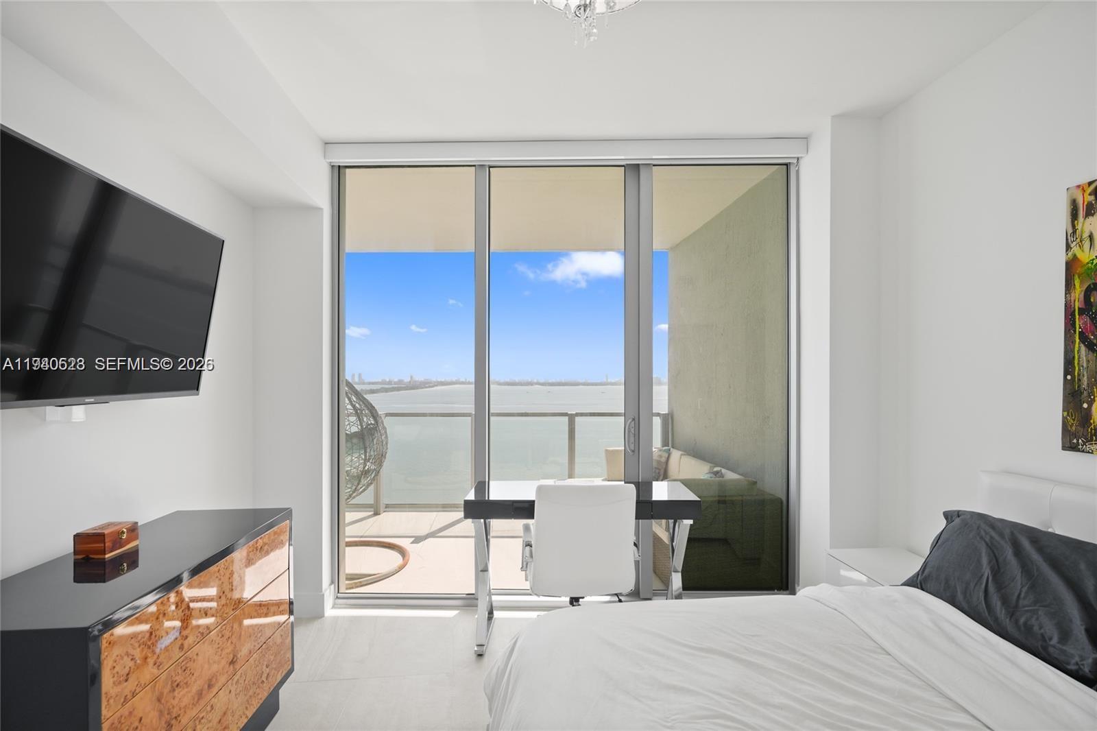 BISCAYNE BEACH CONDO - Residential Lease