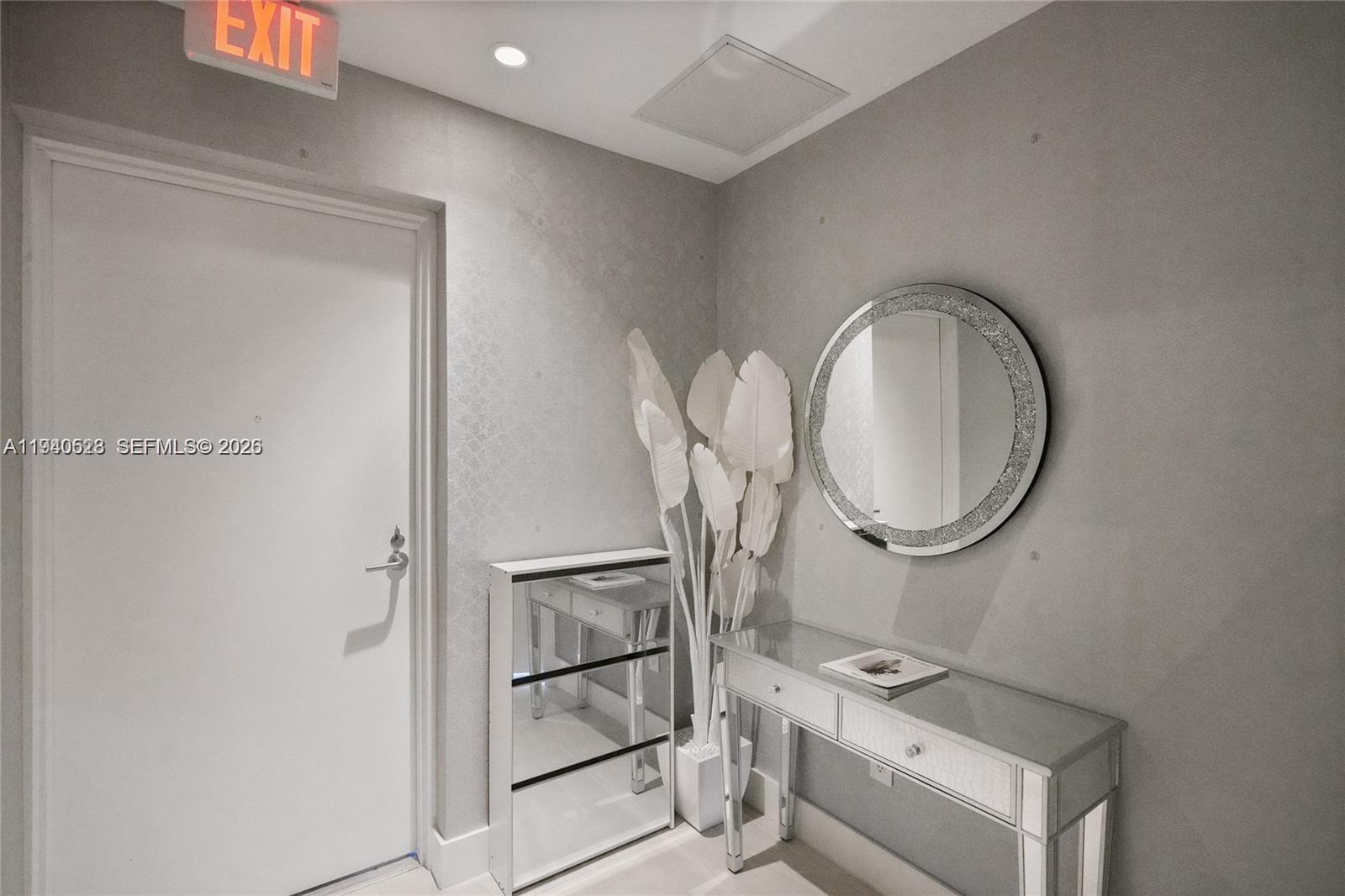 BISCAYNE BEACH CONDO - Residential Lease