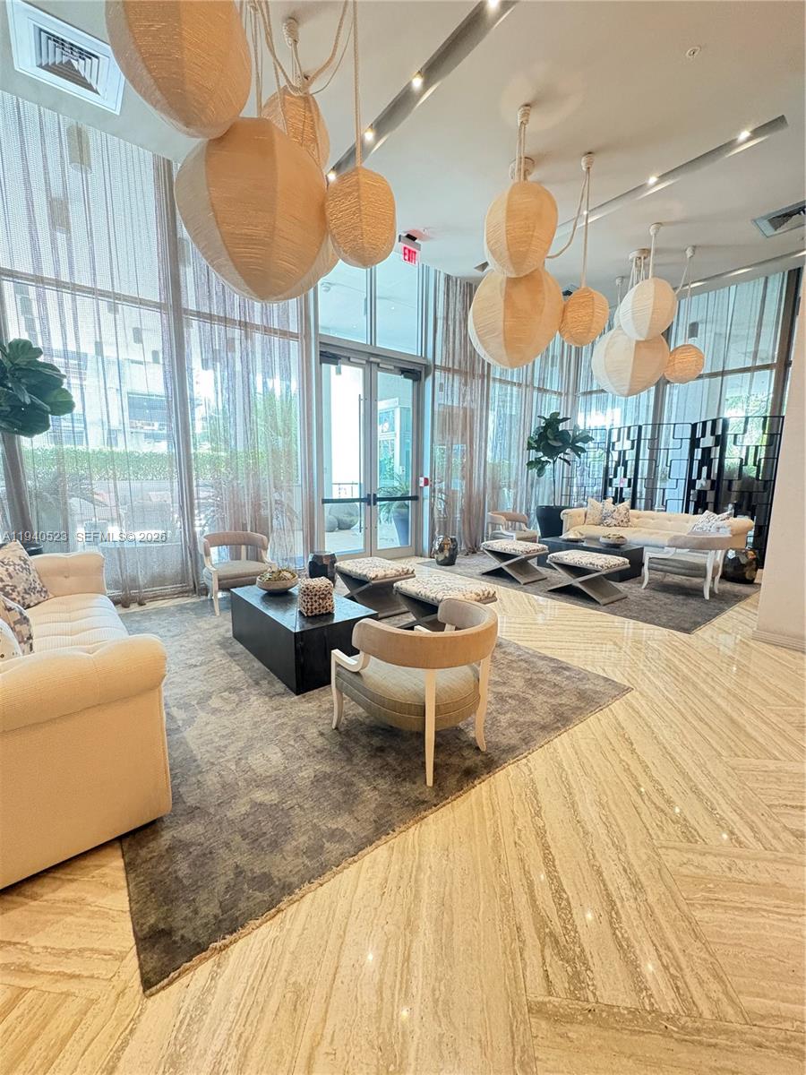 BISCAYNE BEACH CONDO - Residential Lease