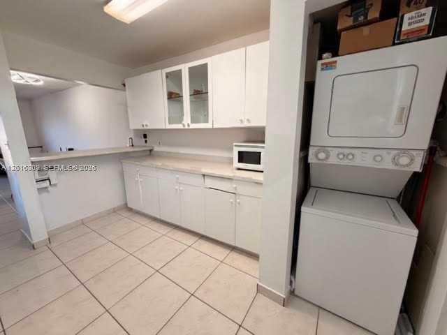 WESTLAND-EDEN CONDO I - Residential Lease