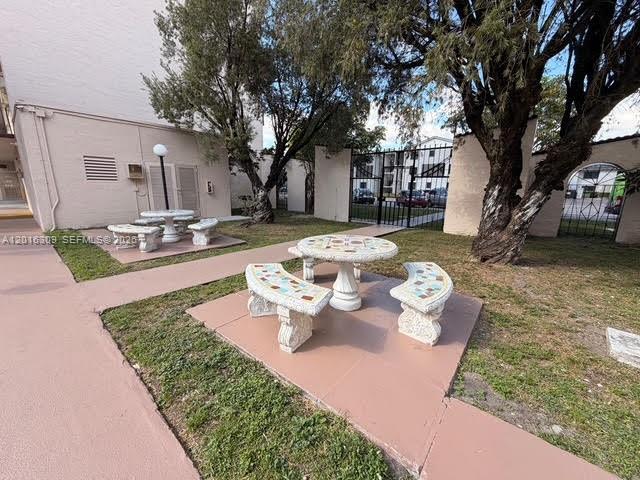 WESTLAND-EDEN CONDO I - Residential Lease