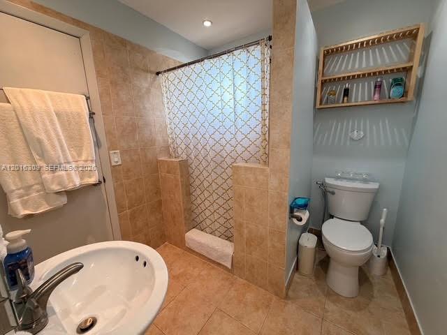WESTLAND-EDEN CONDO I - Residential Lease