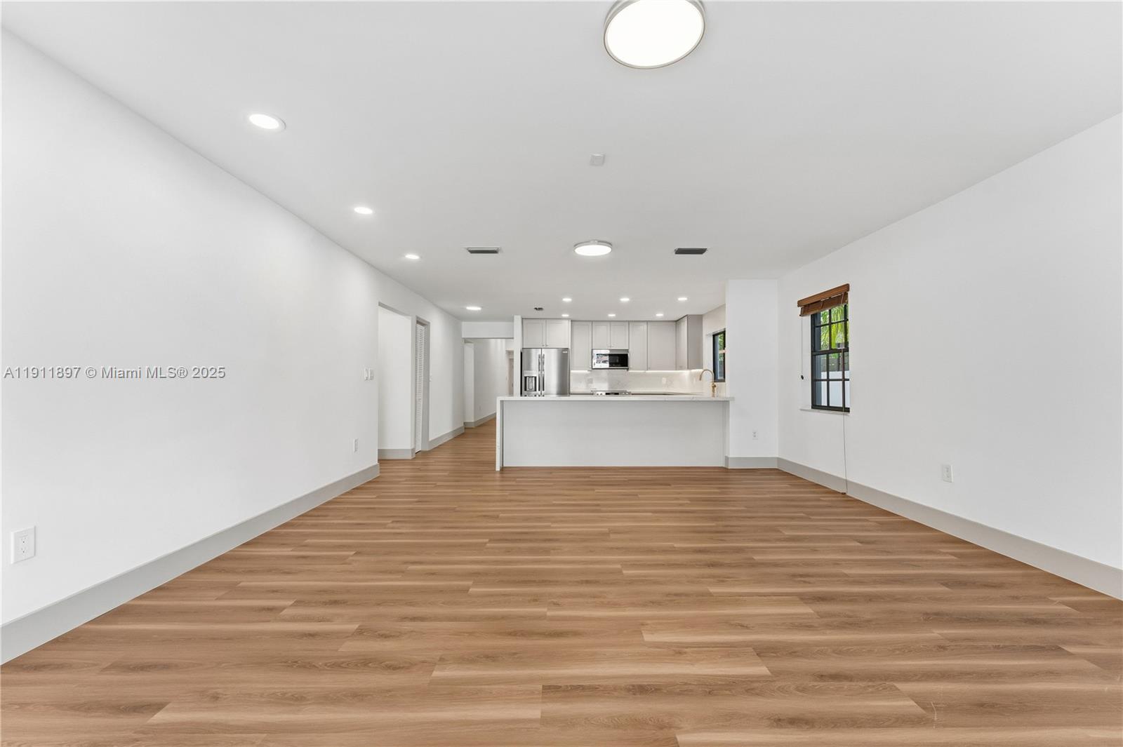 HOLLEMAN PARK - Residential Lease