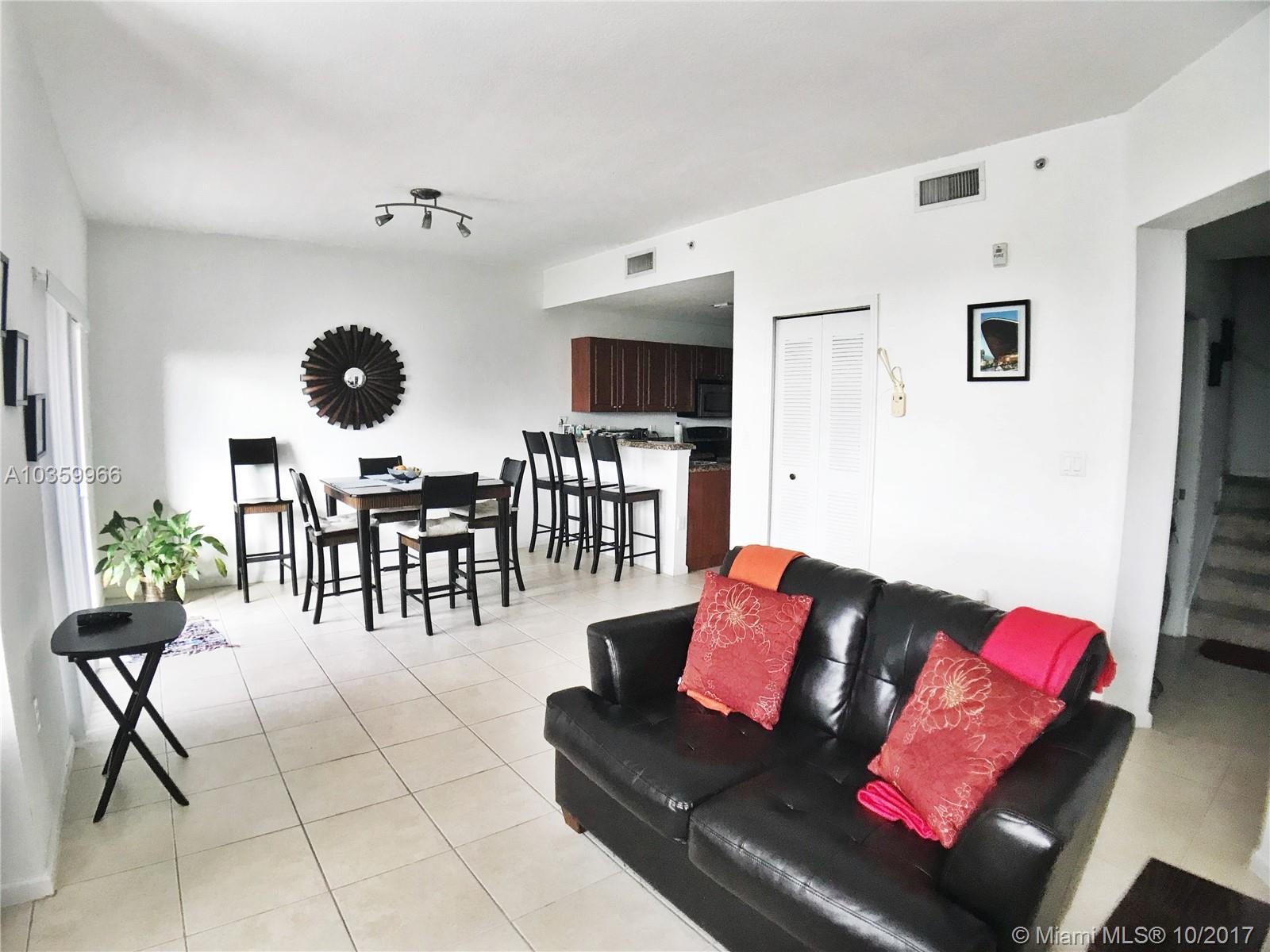 PROMENADE SHORES AT DORAL - Residential