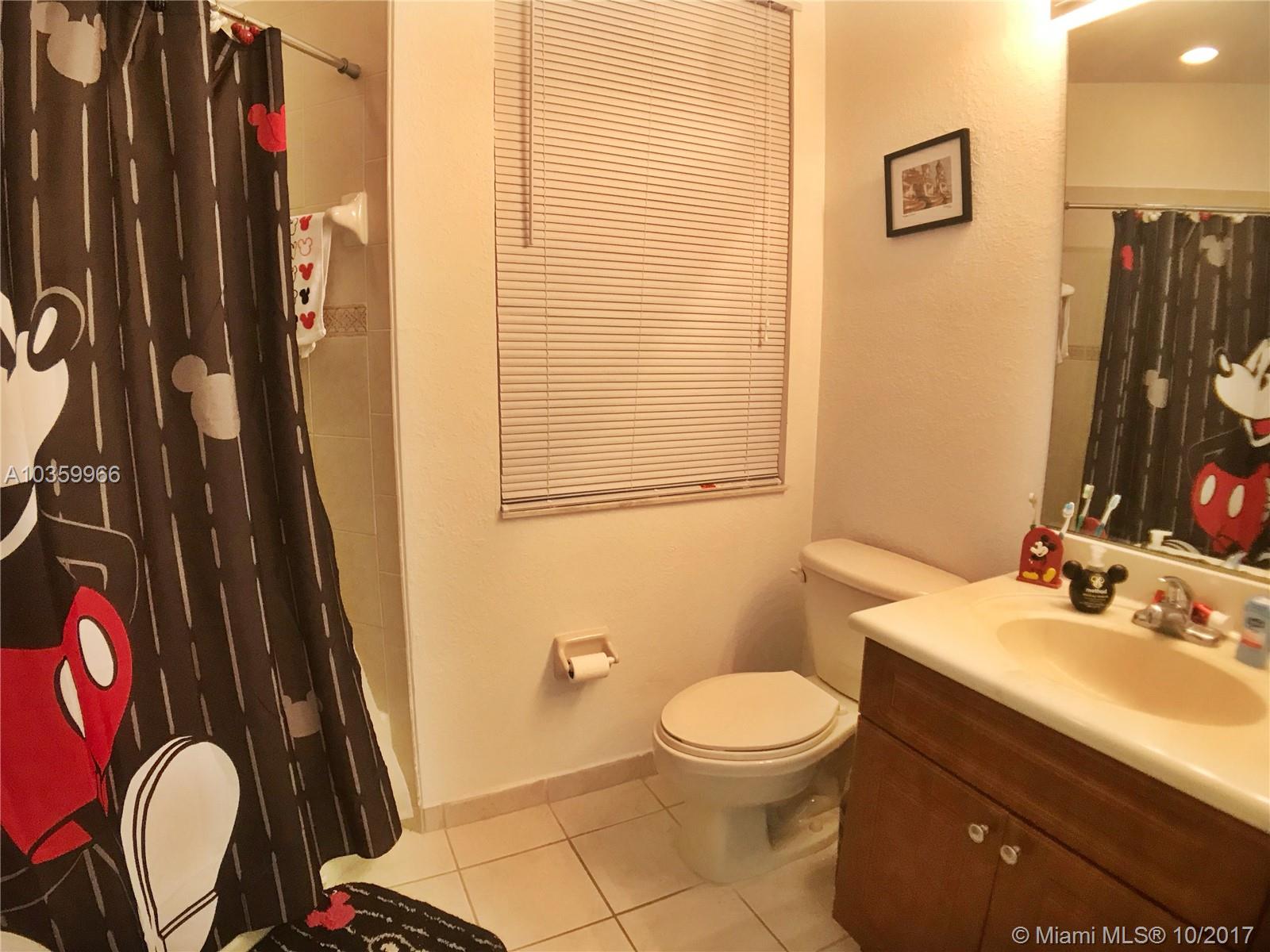 PROMENADE SHORES AT DORAL - Residential