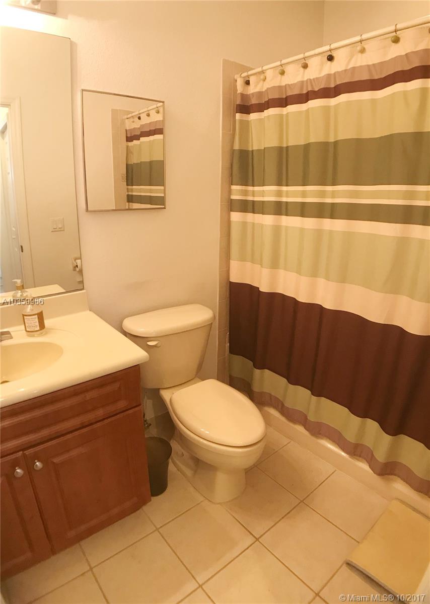 PROMENADE SHORES AT DORAL - Residential