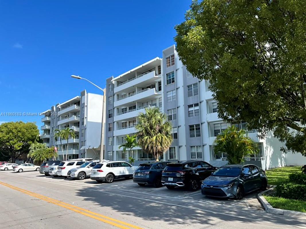 1080 94th St 105