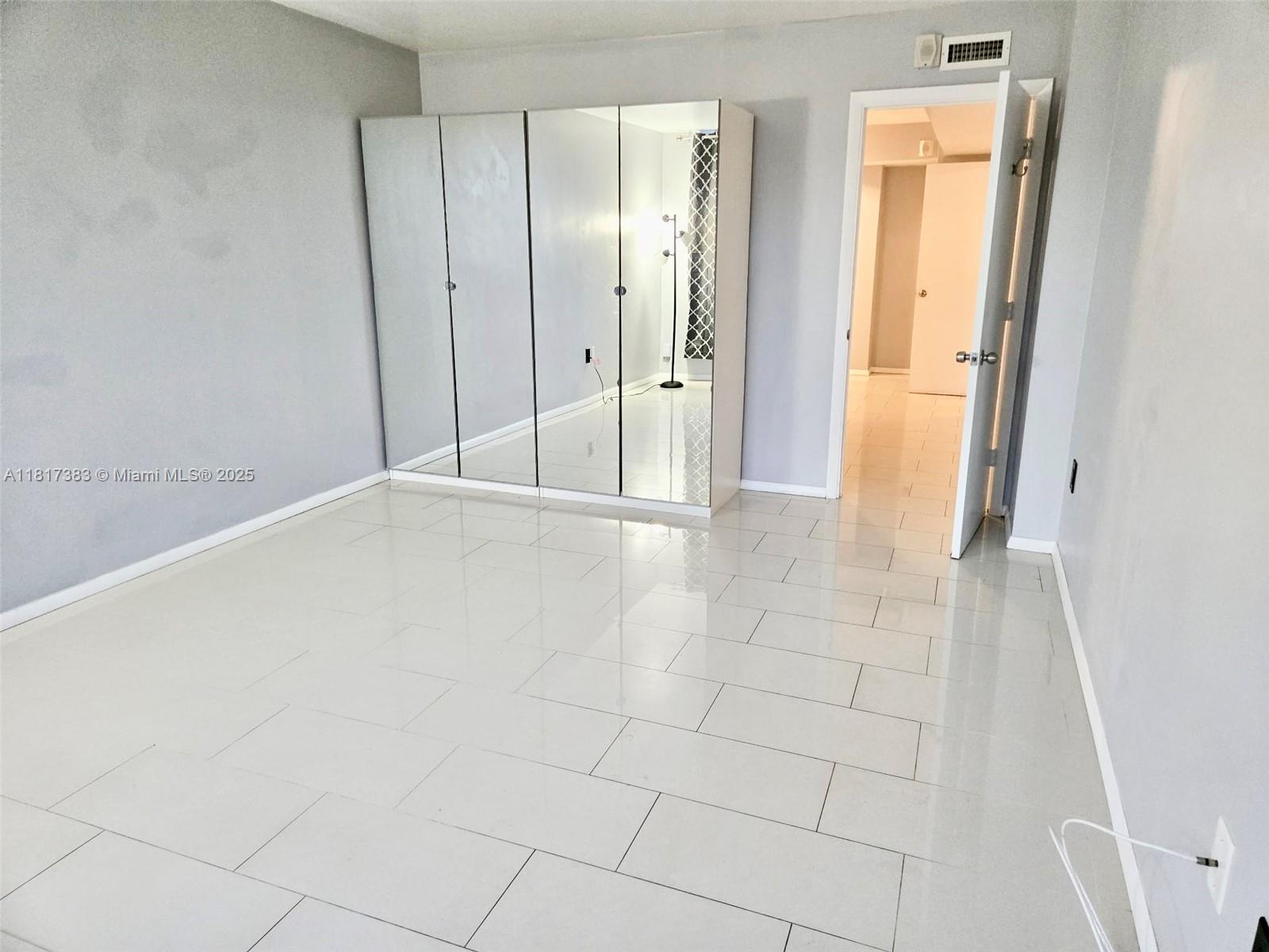 JADE WINDS GROUP - - Residential