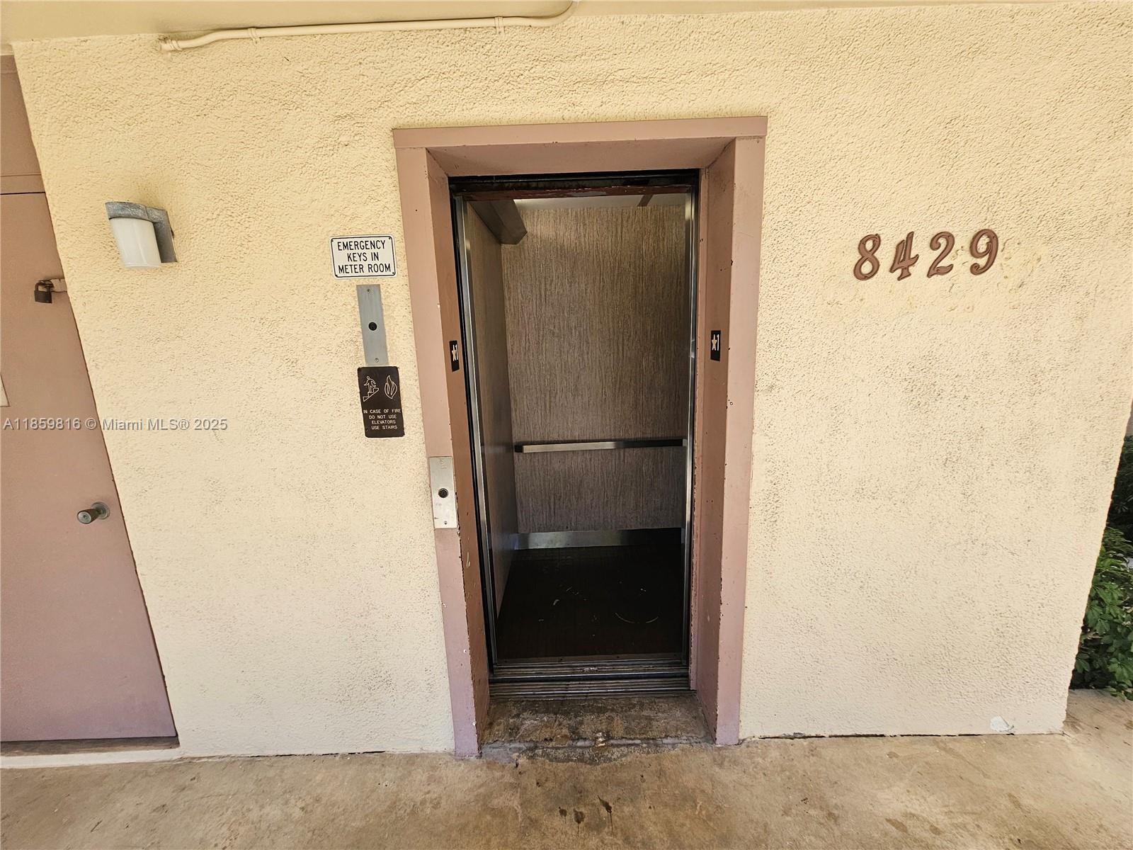 GREENGLADES CONDO II - Residential