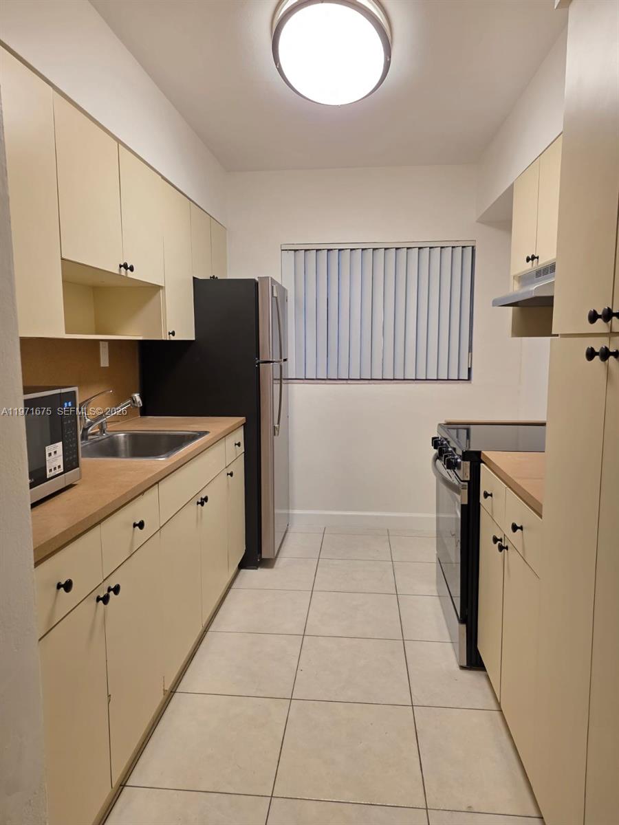 9490 E Bay Harbor Dr 102