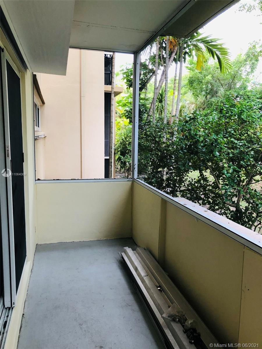 KEN-DADE CONDO - Residential Lease