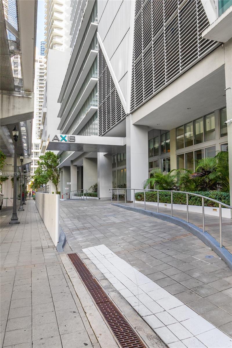 THE AXIS ON BRICKELL II C - Residential